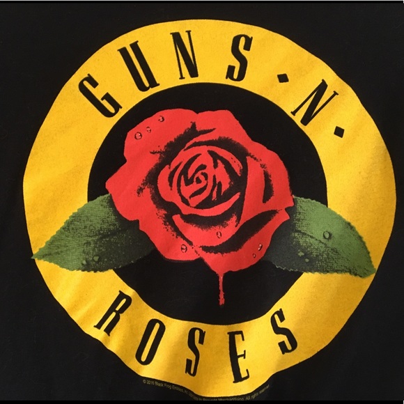 Guns and roses graphic t-shirt - Picture 2 of 4